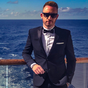 Alex Payler Electone Player www.alexpayler.com