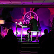 Alex Payler Electone Player www.alexpayler.com